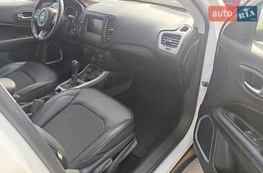 Внедорожник / Кроссовер Jeep Compass 2020 в 