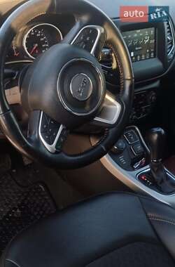 Внедорожник / Кроссовер Jeep Compass 2020 в 