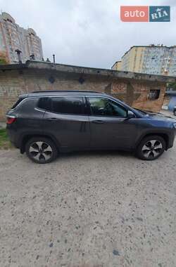 Позашляховик / Кросовер Jeep Compass 2017 в 