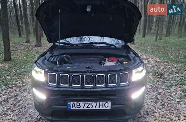 Внедорожник / Кроссовер Jeep Compass 2017 в 