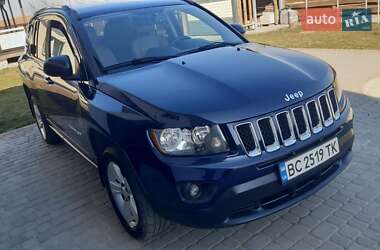 Позашляховик / Кросовер Jeep Compass 2014 в 