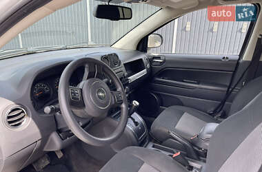 Внедорожник / Кроссовер Jeep Compass 2013 в 