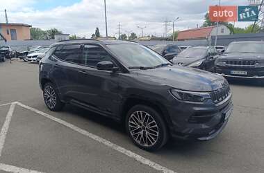 Внедорожник / Кроссовер Jeep Compass 2024 в 