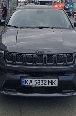 Внедорожник / Кроссовер Jeep Compass 2024 в 