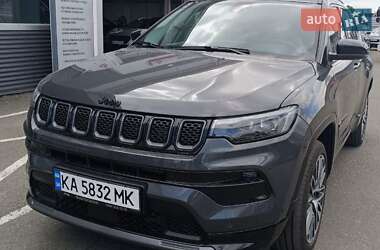 Внедорожник / Кроссовер Jeep Compass 2024 в 