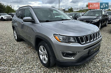 Внедорожник / Кроссовер Jeep Compass 2018 в 