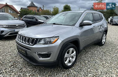 Внедорожник / Кроссовер Jeep Compass 2018 в 