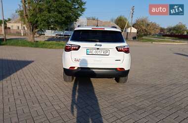 Позашляховик / Кросовер Jeep Compass 2022 в 