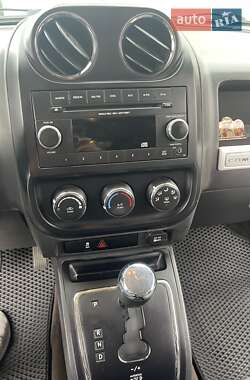 Внедорожник / Кроссовер Jeep Compass 2015 в 