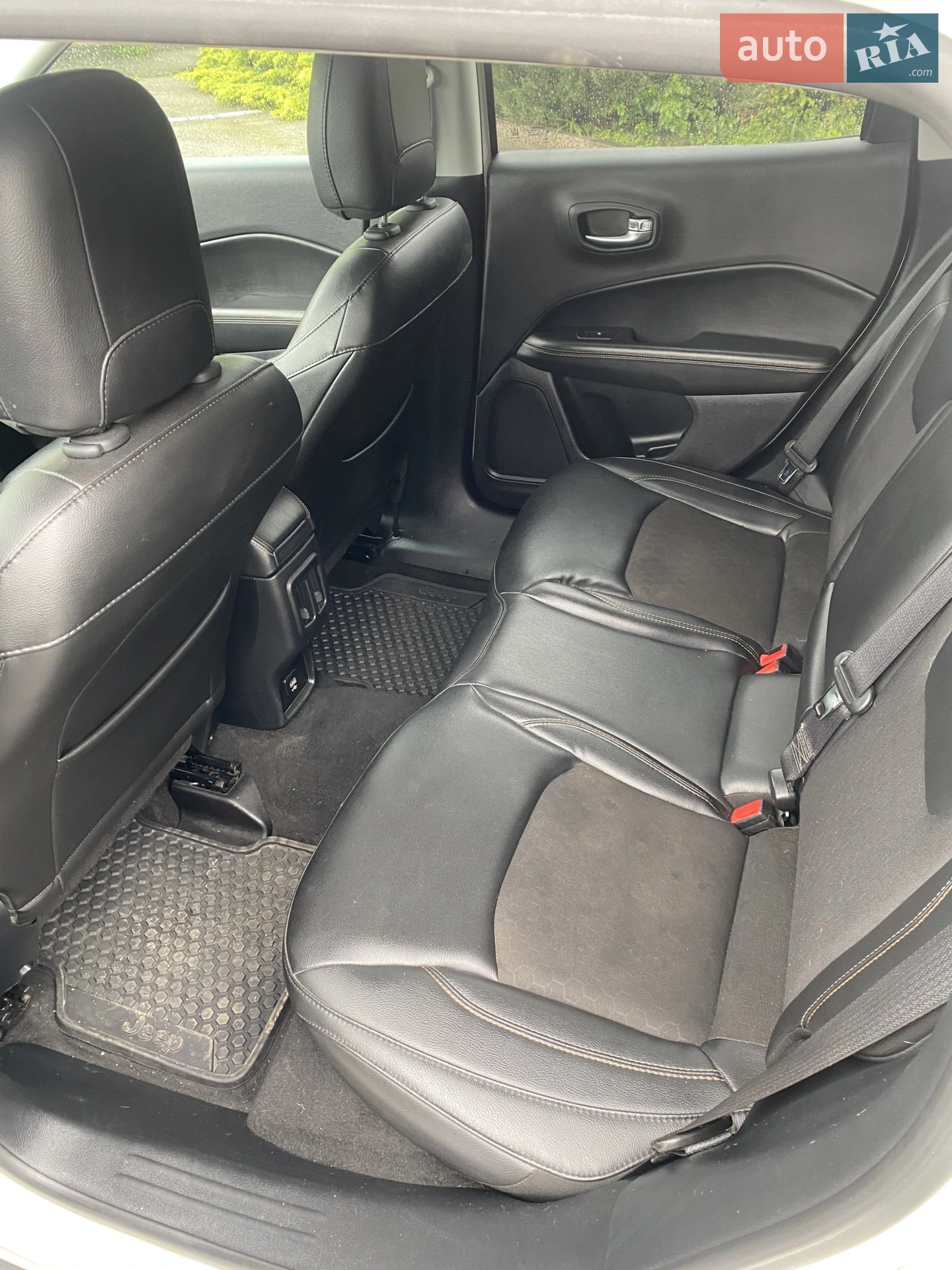 2017 Jeep Compass - мініатюра 12