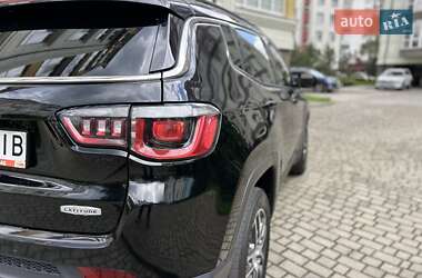 Внедорожник / Кроссовер Jeep Compass 2020 в 
