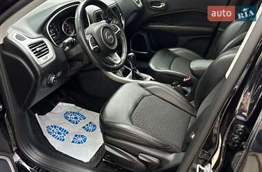 Внедорожник / Кроссовер Jeep Compass 2020 в 