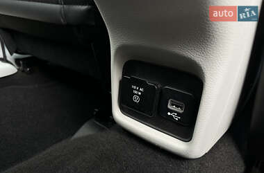 Внедорожник / Кроссовер Jeep Compass 2017 в 