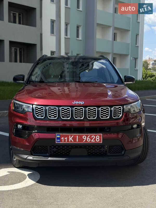 Внедорожник / Кроссовер Jeep Compass 2022 в 
