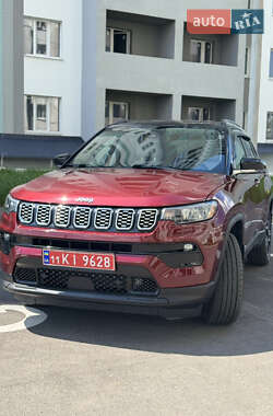 Внедорожник / Кроссовер Jeep Compass 2022 в 