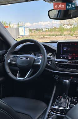 Внедорожник / Кроссовер Jeep Compass 2023 в 