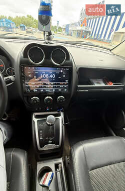 Внедорожник / Кроссовер Jeep Compass 2016 в 
