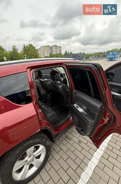Внедорожник / Кроссовер Jeep Compass 2016 в 