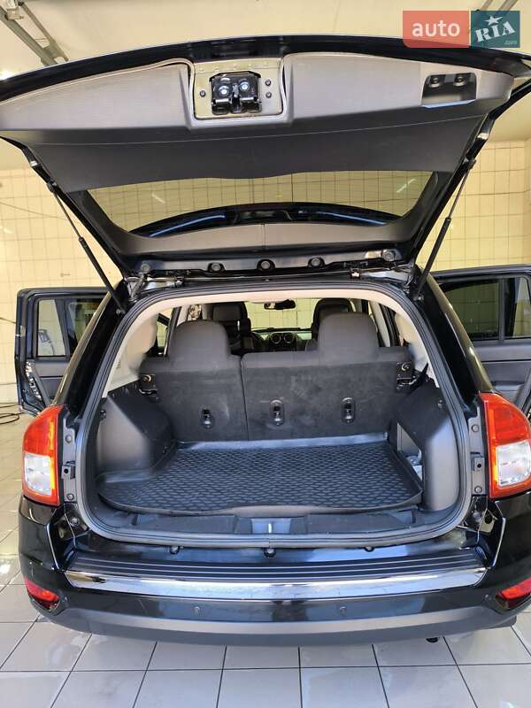 Позашляховик / Кросовер Jeep Compass 2016 в Запоріжжі
