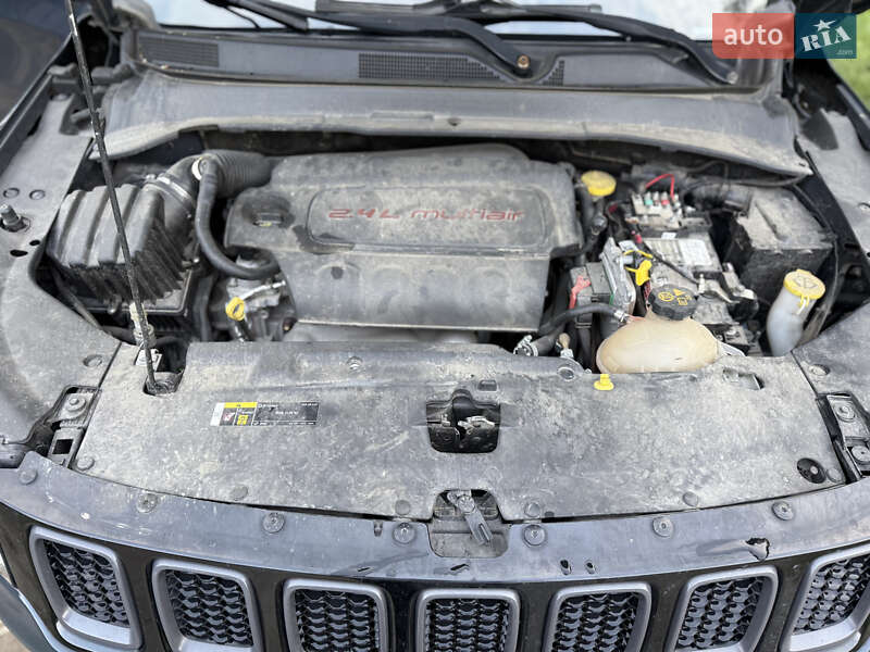 Внедорожник / Кроссовер Jeep Compass 2017 в Львове