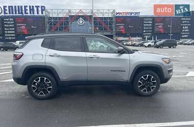 Внедорожник / Кроссовер Jeep Compass 2021 в 
