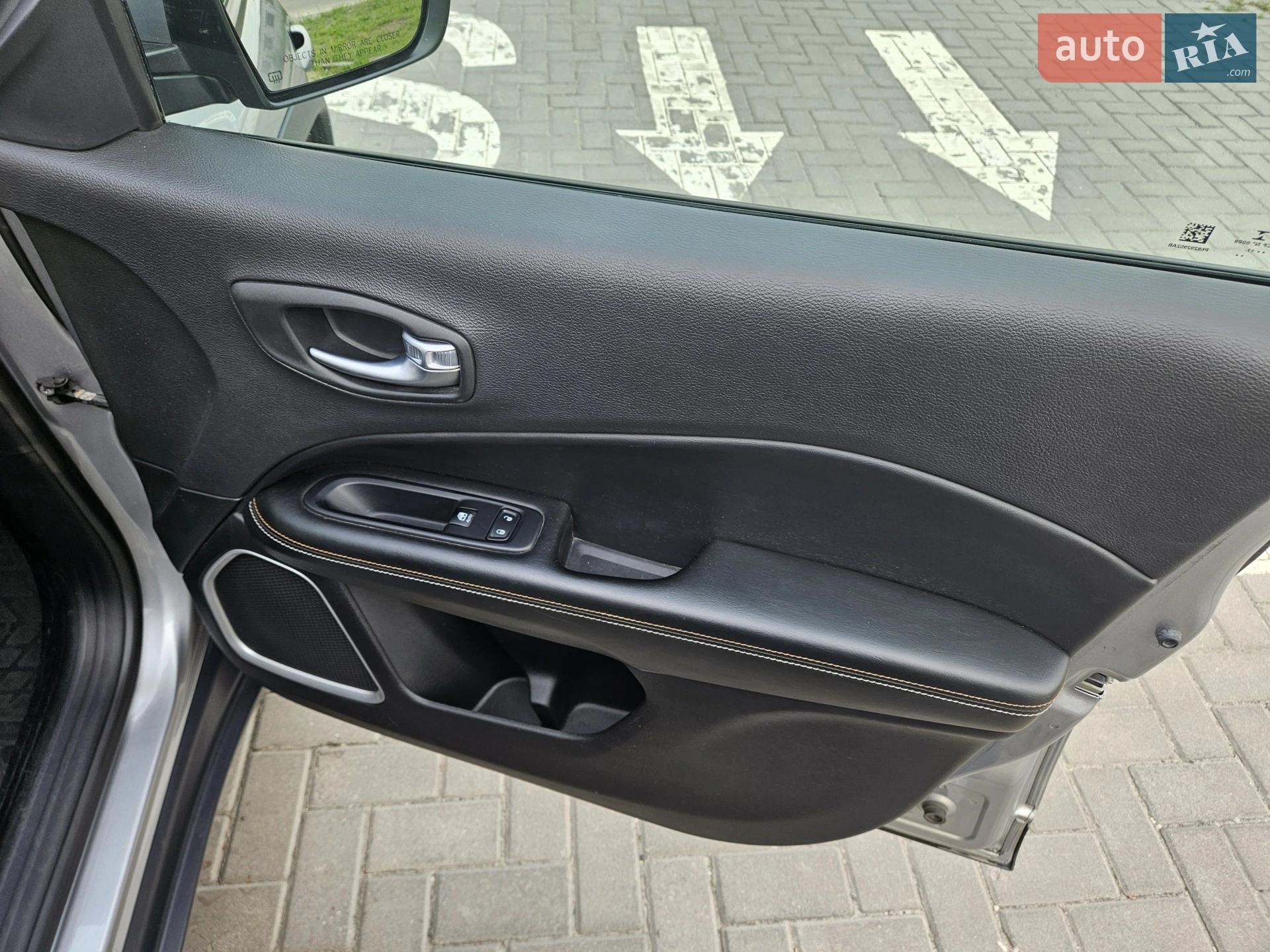 2017 Jeep Compass - мініатюра 25