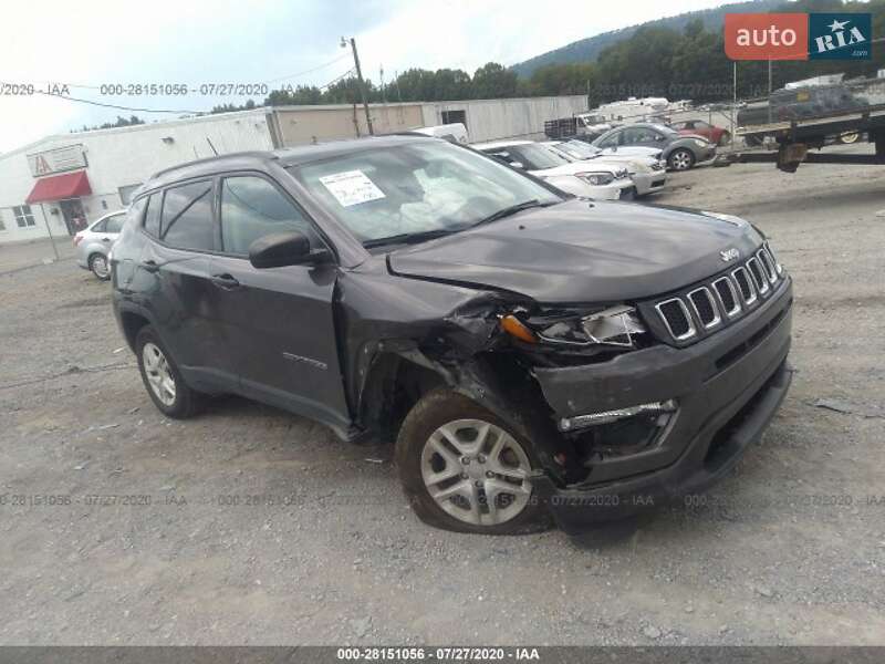 Внедорожник / Кроссовер Jeep Compass 2017 в Каменском