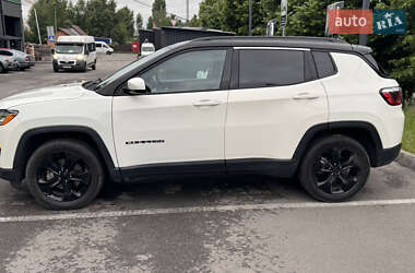 Позашляховик / Кросовер Jeep Compass 2018 в 