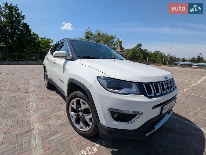Внедорожник / Кроссовер Jeep Compass 2019 в 