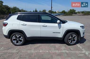 Внедорожник / Кроссовер Jeep Compass 2019 в 