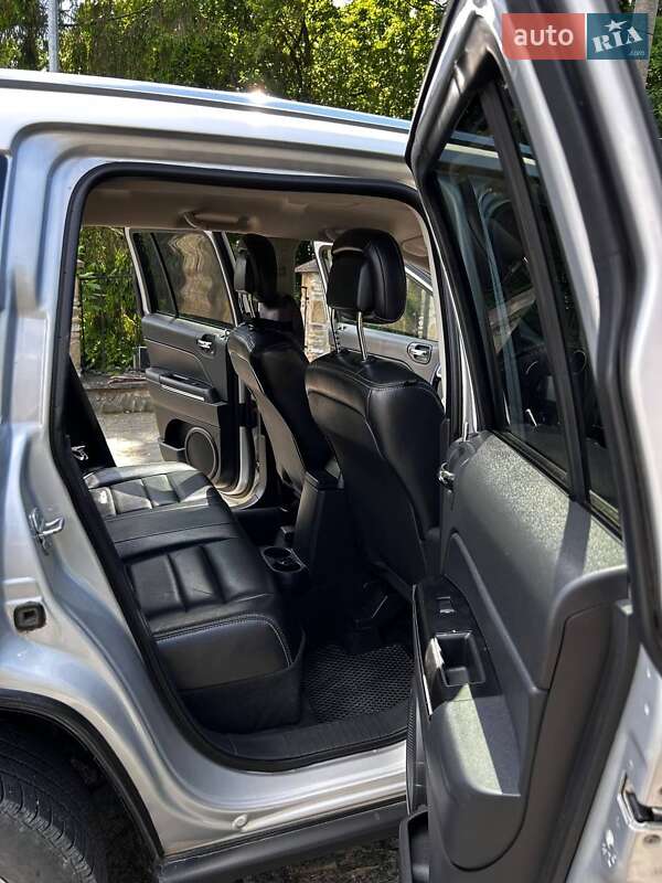 Позашляховик / Кросовер Jeep Compass 2011 в Чернівцях