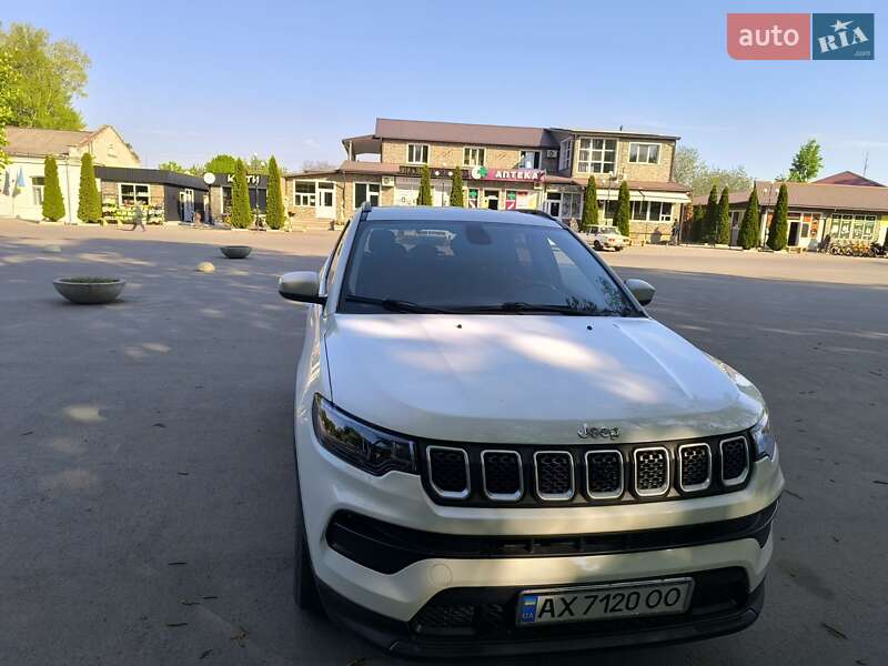 Внедорожник / Кроссовер Jeep Compass 2020 в Сахновщине