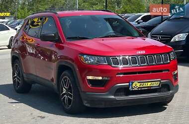 Внедорожник / Кроссовер Jeep Compass 2017 в Черновцах