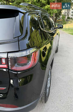 Внедорожник / Кроссовер Jeep Compass 2022 в 