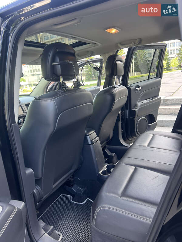 Внедорожник / Кроссовер Jeep Compass 2014 в Киеве