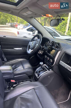 Внедорожник / Кроссовер Jeep Compass 2014 в Киеве