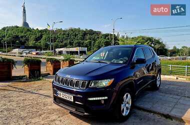 Внедорожник / Кроссовер Jeep Compass 2018 в 