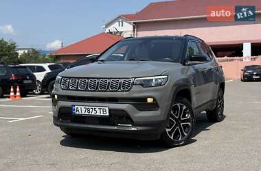 Позашляховик / Кросовер Jeep Compass 2022 в 
