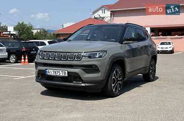 Позашляховик / Кросовер Jeep Compass 2022 в 