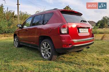 Внедорожник / Кроссовер Jeep Compass 2013 в 
