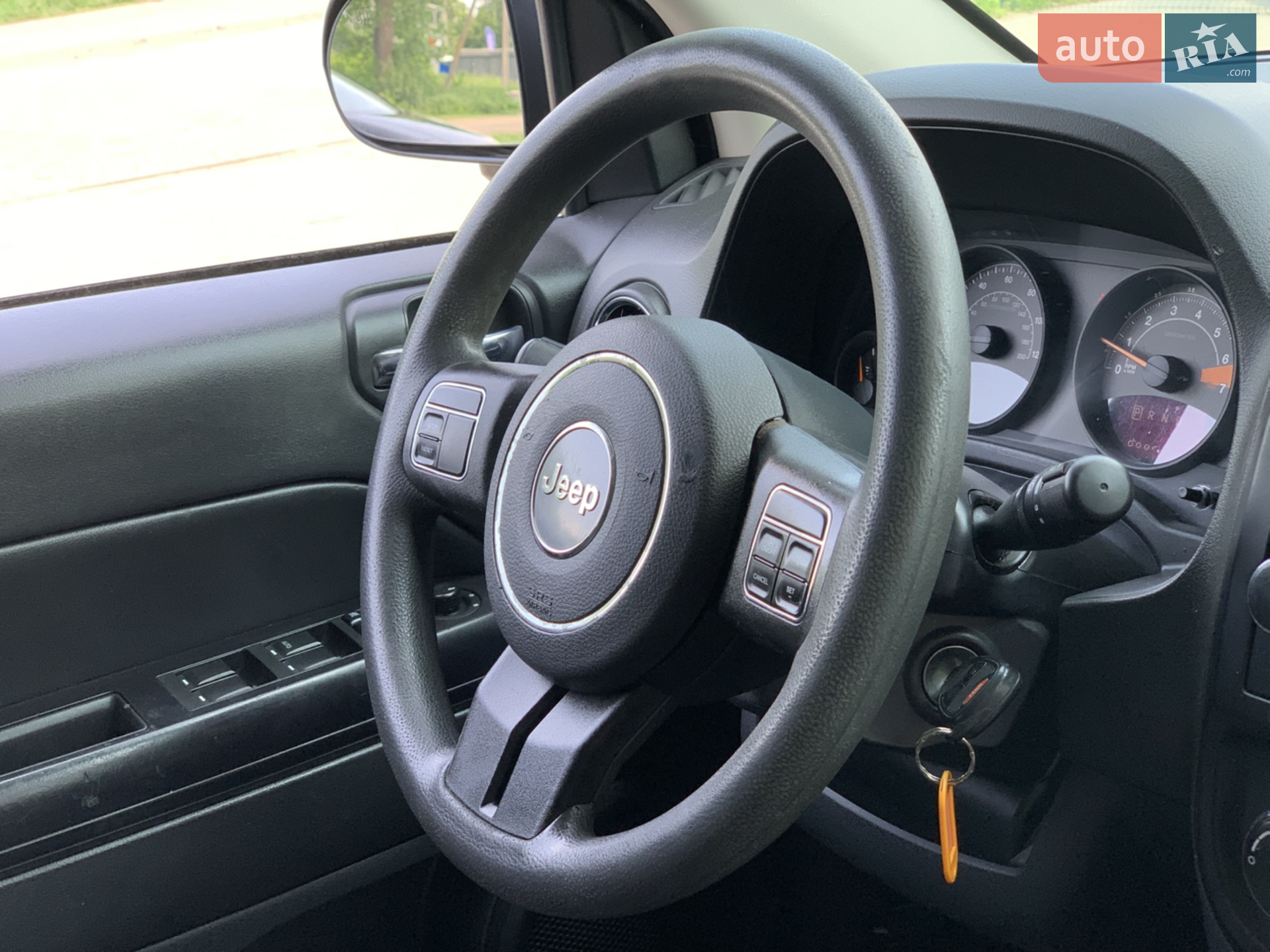 2016 Jeep Compass - мініатюра 34