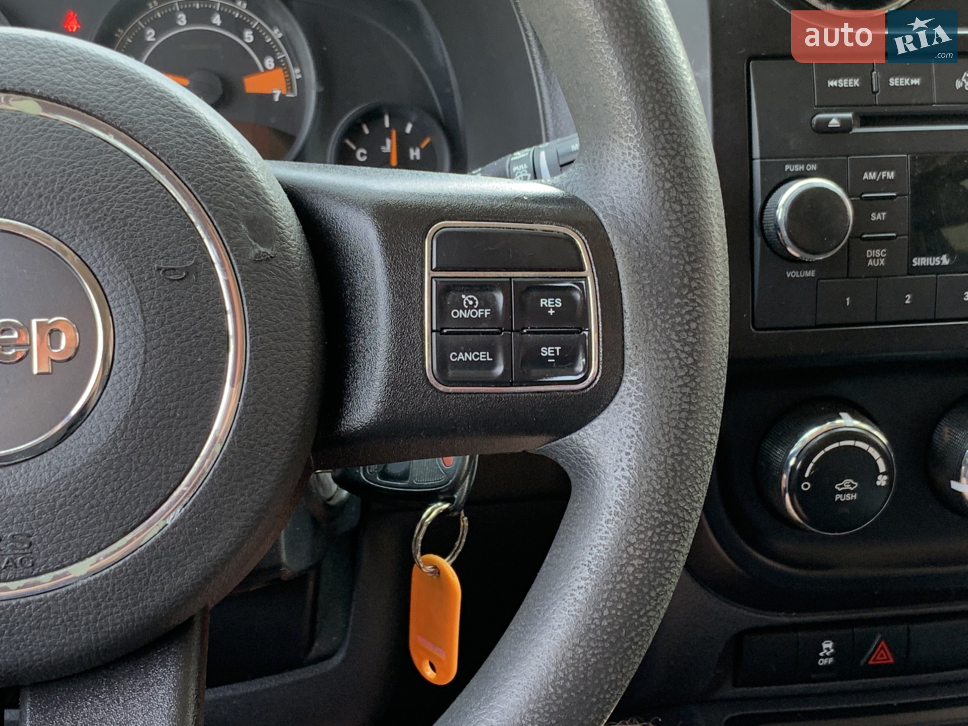 2016 Jeep Compass - мініатюра 43