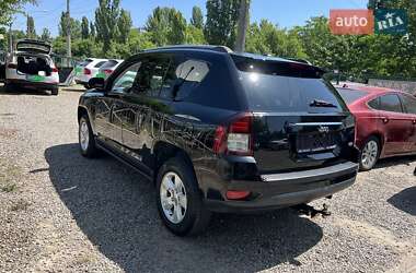 Внедорожник / Кроссовер Jeep Compass 2016 в 