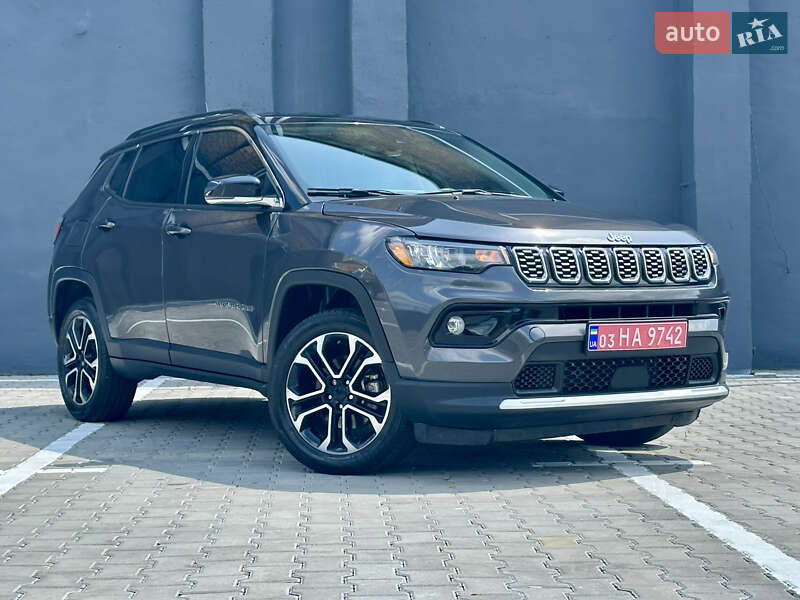 Внедорожник / Кроссовер Jeep Compass 2022 в Киеве