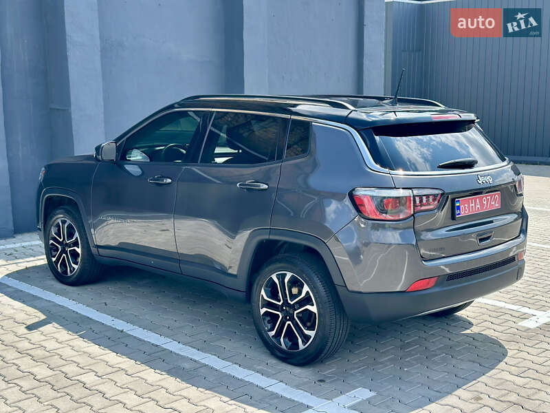 Внедорожник / Кроссовер Jeep Compass 2022 в Киеве