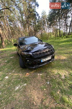Внедорожник / Кроссовер Jeep Compass 2022 в 
