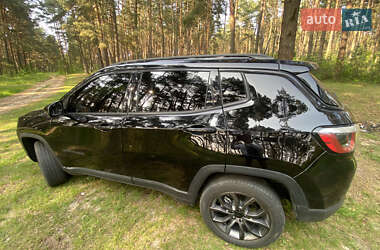 Внедорожник / Кроссовер Jeep Compass 2022 в 
