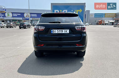 Внедорожник / Кроссовер Jeep Compass 2022 в 
