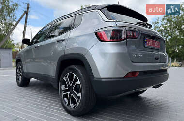 Внедорожник / Кроссовер Jeep Compass 2022 в 