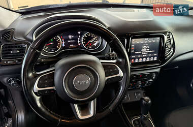 Внедорожник / Кроссовер Jeep Compass 2020 в 